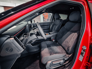 IMG_3637-300x225 Der neue Hyundai IONIQ 3 – 100 % elektrisch, stark im Leasing
